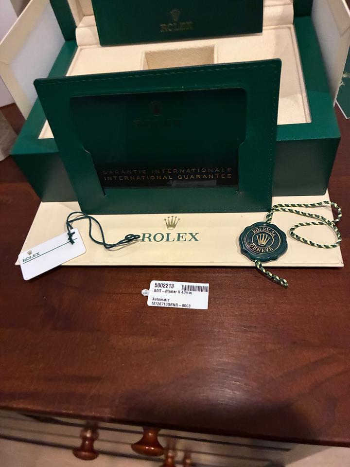 Rolex GMT-Master II 126710GRNR