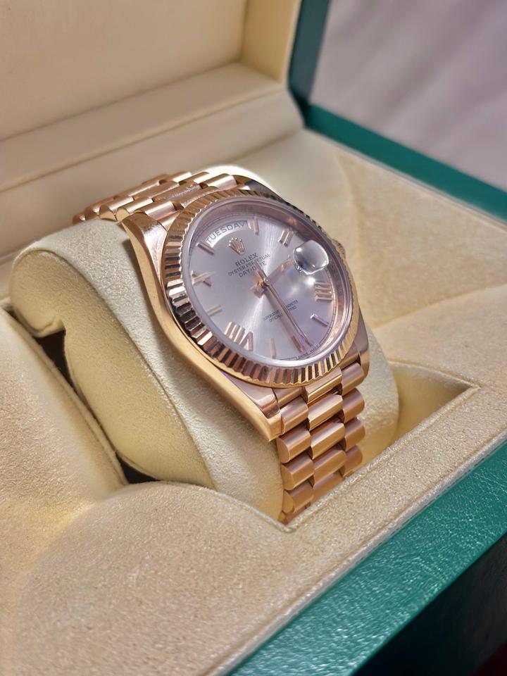 Rolex Day-Date 40 Everose Gold Sundust Roman Dial