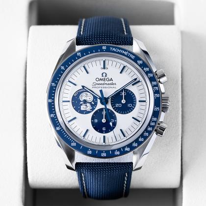Omega Speedmaster Professional Moonwatch Silver Snoopy 50th Anniversary