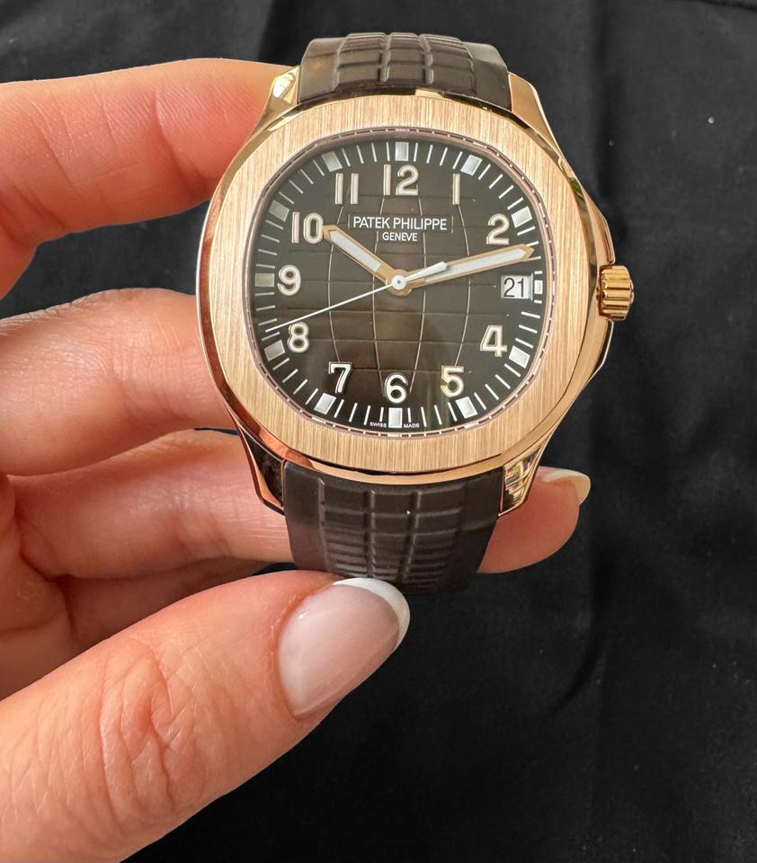 Patek Philippe Aquanaut 5167R-001 Rose Gold Brown Dial (2022) - Photo 2