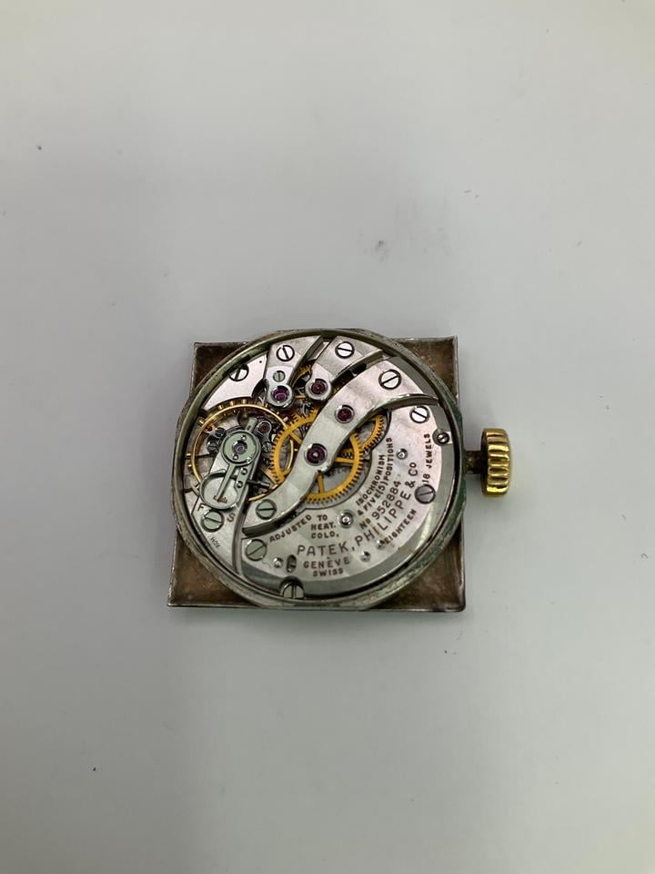 Patek Philippe Vintage Ref. 2445 18K Yellow Gold Square Case (1949 Approx.) - Photo 1
