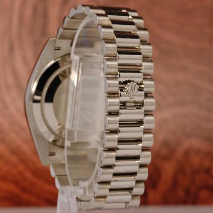 Rolex Day-Date 40 228239 White Gold Blue Roman Dial