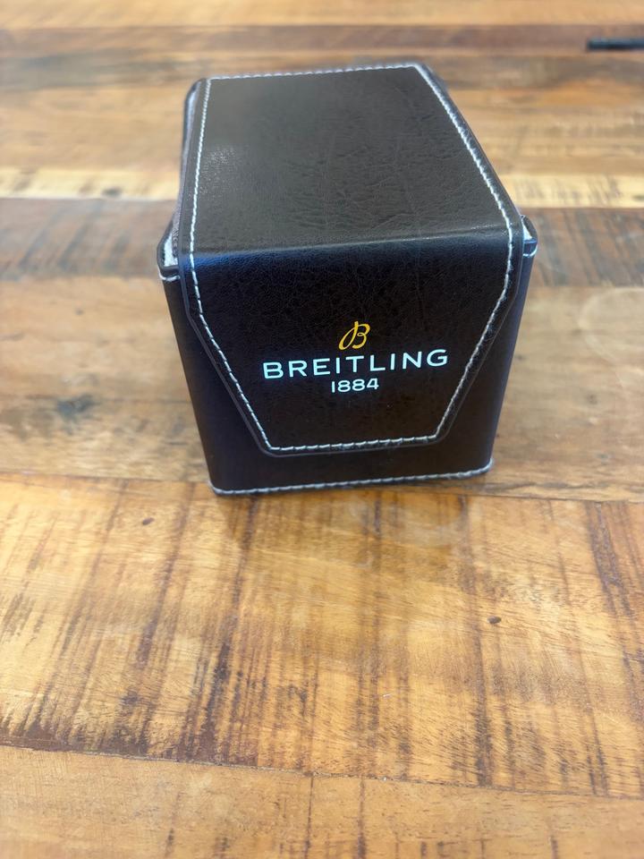 Breitling Superocean Automatic 42 Ref. A17375E71C1S1 Blue Dial Blue Rubber Strap - Photo 2