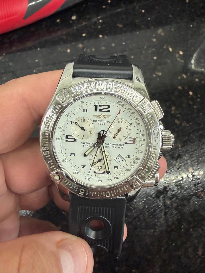 Breitling Emergency Mission Ref. A73321 45mm White Dial Full Set - Photo 3