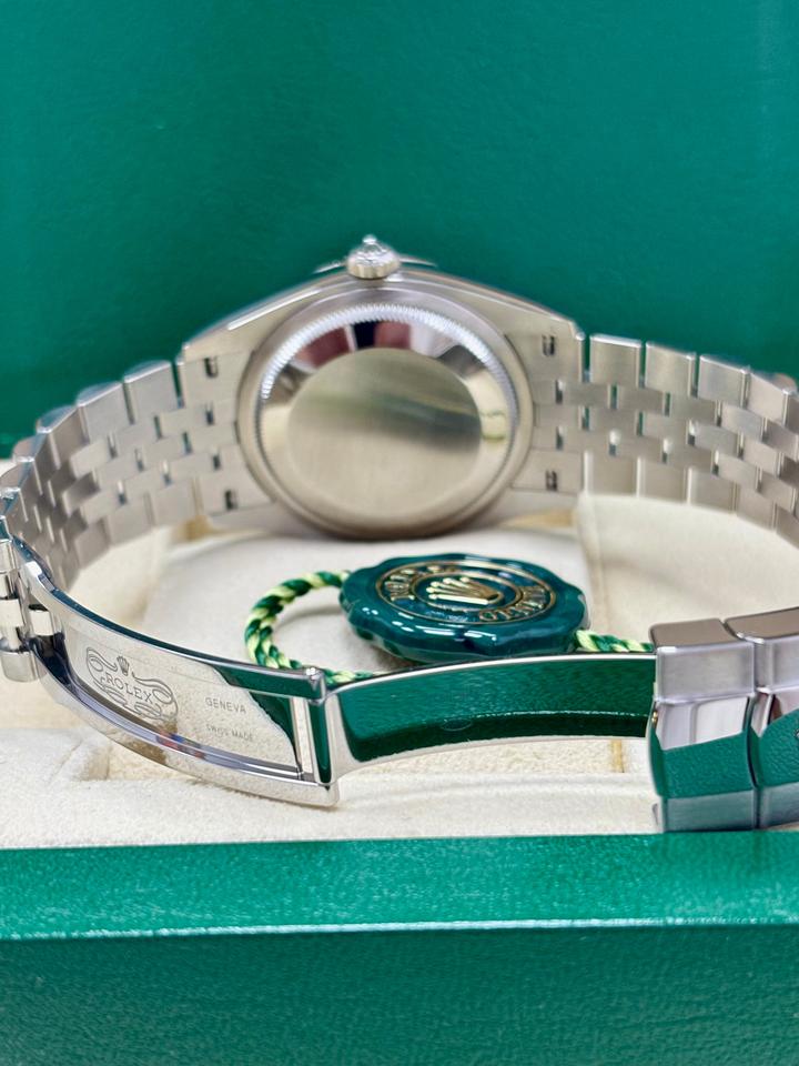 Rolex Datejust 36 Ref. 126234 Green Dial Jubilee Bracelet (2022) - Photo 1