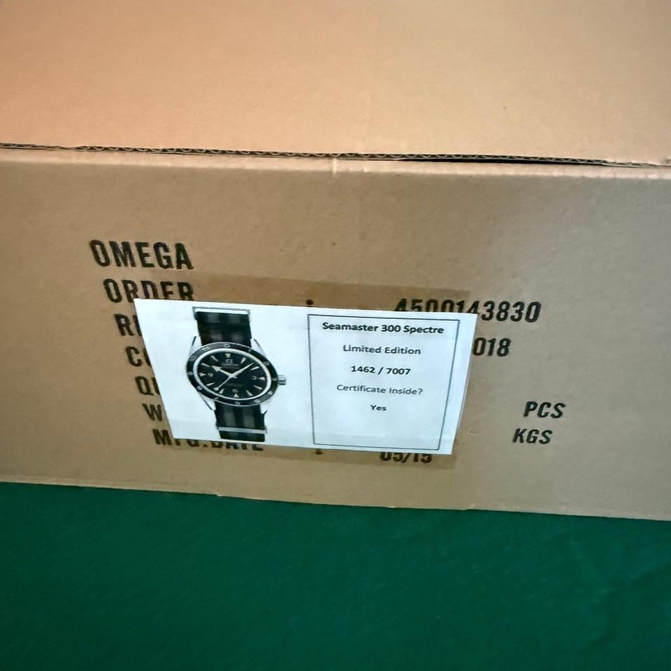 Omega Seamaster 300 UNWORN Spectre 007 Limited Edition #1462 Full Set
