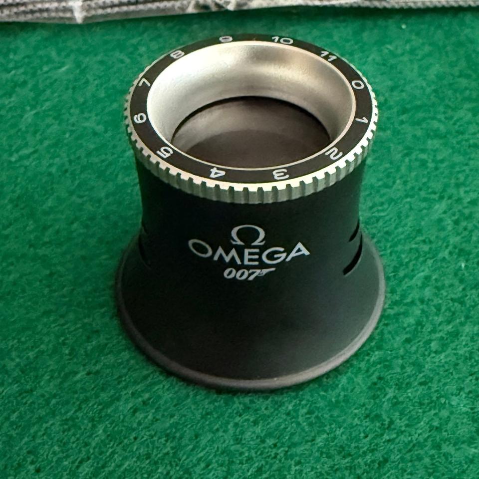 Omega Seamaster 300 UNWORN Spectre 007 Limited Edition #1462 Full Set