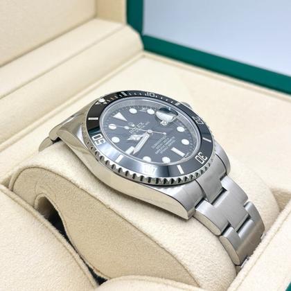 Rolex Submariner Date 40mm Ref. 116610LN Black Ceramic Bezel (2010) - Photo 6