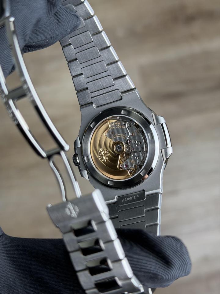 Patek Philippe Nautilus 5711/1A-001 Blue Dial Stainless Steel - Photo 7