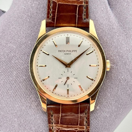 Patek Philippe Calatrava 5196R-001 37mm Rose Gold - Photo 6