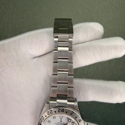 Rolex Explorer II Ref. 16570 White Dial (2001) - Photo 8
