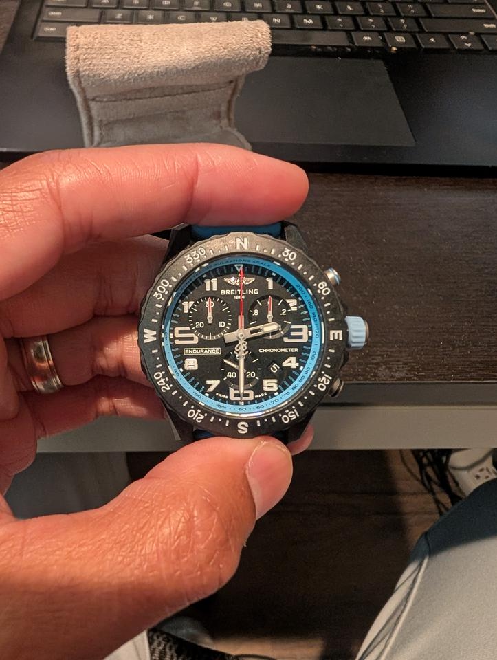 Breitling Endurance Pro 38mm Black Dial Blue Rubber Strap Ref. X83310281B1S1 - Photo 11