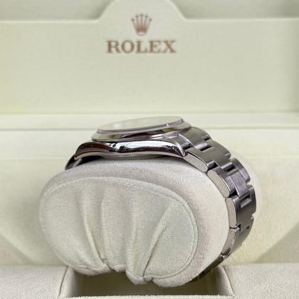 Rolex Explorer 36mm Ref. 114270 Black Dial (2001) - Photo 14