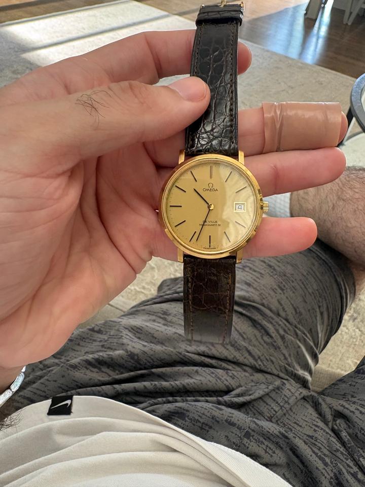 Omega De Ville Megaquartz 32 Gold Dial Men's Dress Watch