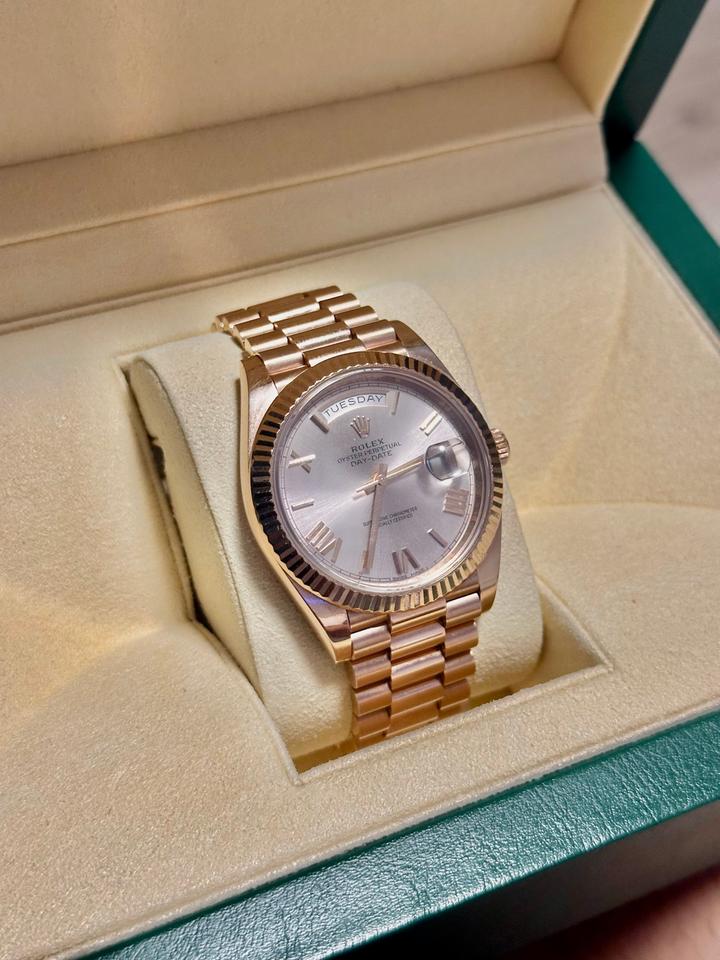 Rolex Day-Date 40 Everose Gold Sundust Roman Dial