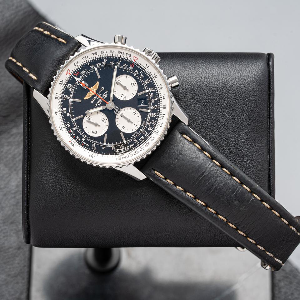 Breitling Navitimer 1 B01 Chronograph Ref. AB0120 43mm Black Dial - Photo 7