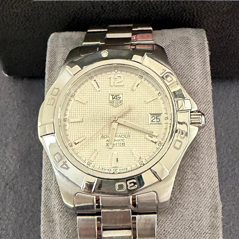 TAG Heuer Aquaracer 300m Automatic Ref. WAF2111.BA0806 Silver Dial 39mm - Photo 1