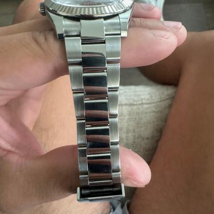 Rolex Datejust 41 Ref. 126334 Rhodium Dial Fluted Bezel Oyster Bracelet (2024) - Photo 5