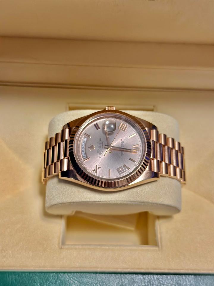 Rolex Day-Date 40 Everose Gold Sundust Roman Dial