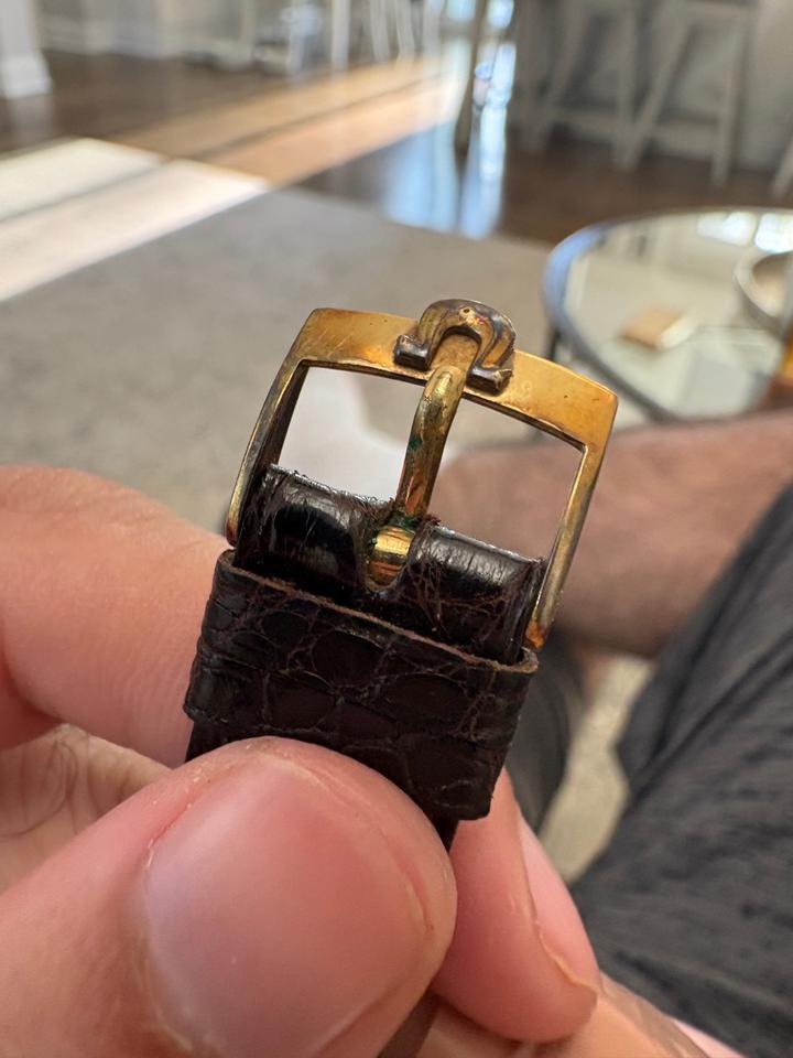 Omega De Ville Megaquartz 32 Gold Dial Men's Dress Watch