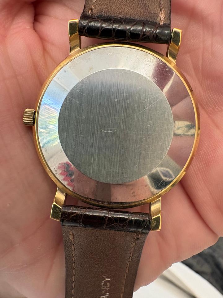 Omega De Ville Megaquartz 32 Gold Dial Men's Dress Watch