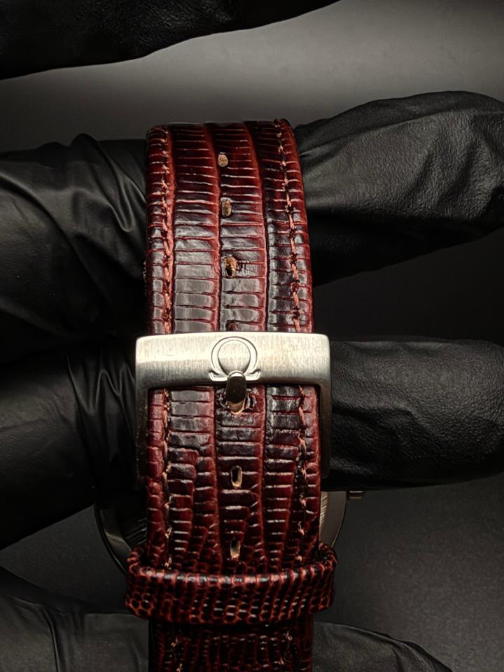 Omega Genève 136.070 Cal 613 35mm Original Buckle Crown