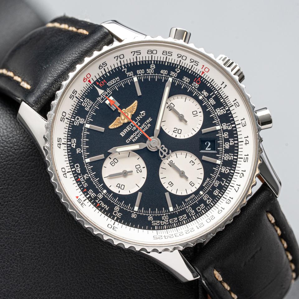 Breitling Navitimer 1 B01 Chronograph Ref. AB0120 43mm Black Dial - Photo 2